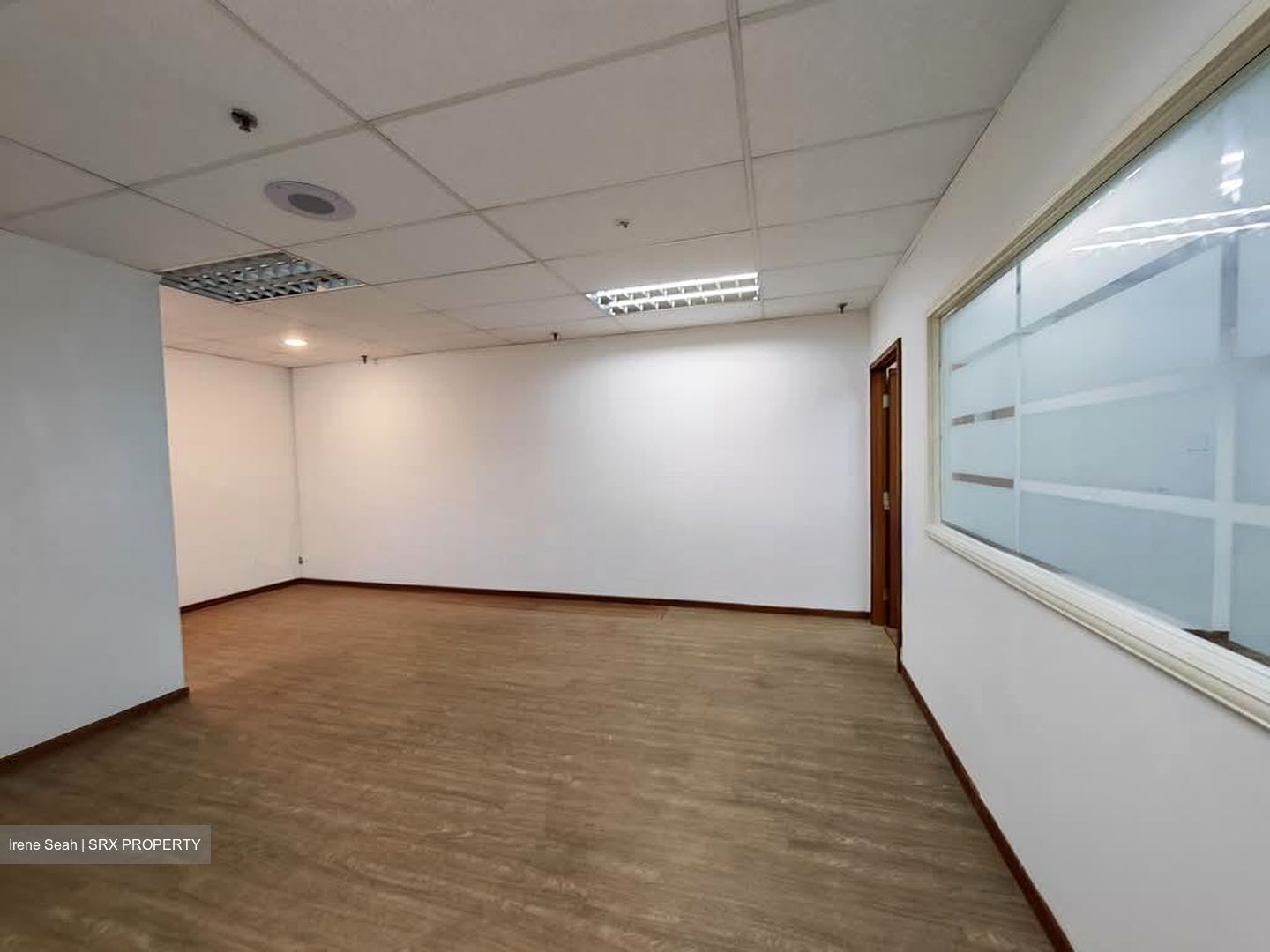 Da Jin Factory Building (D19), Office #566867151
